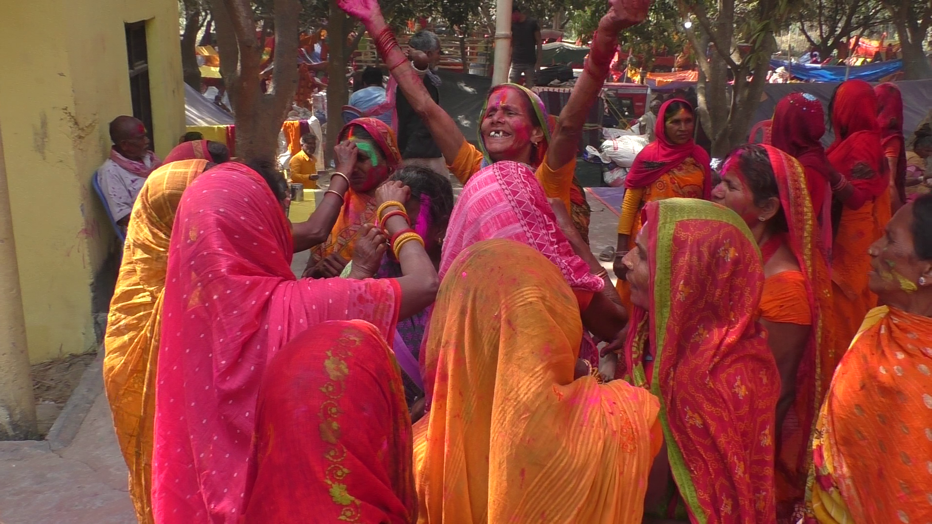 holi janakpur (9).png